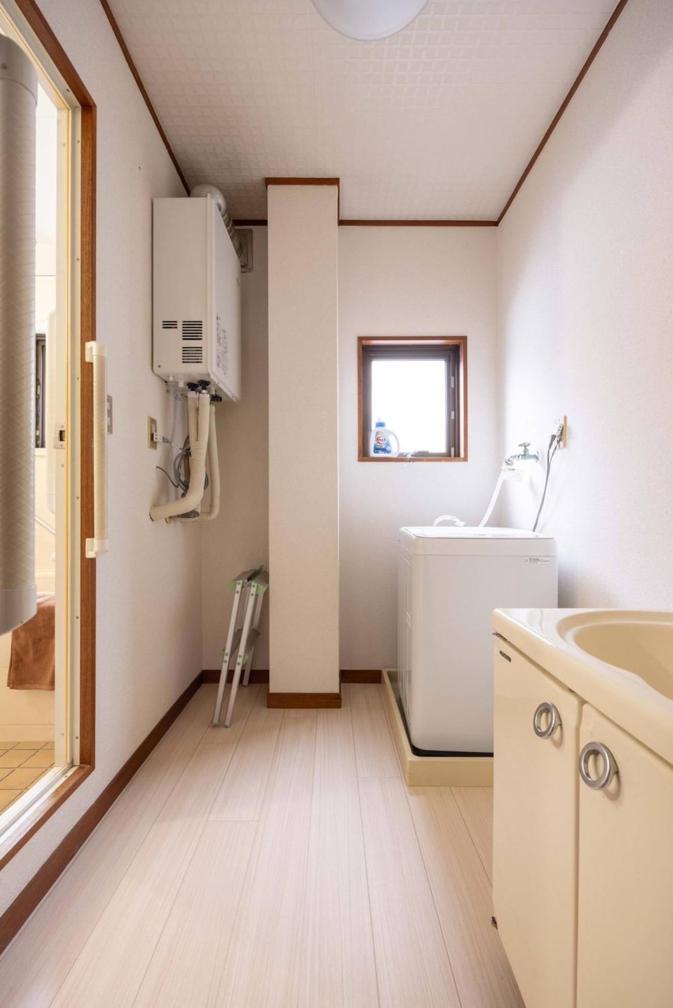 Higashi Komagata Building 2f3f Hk23 Apartment *